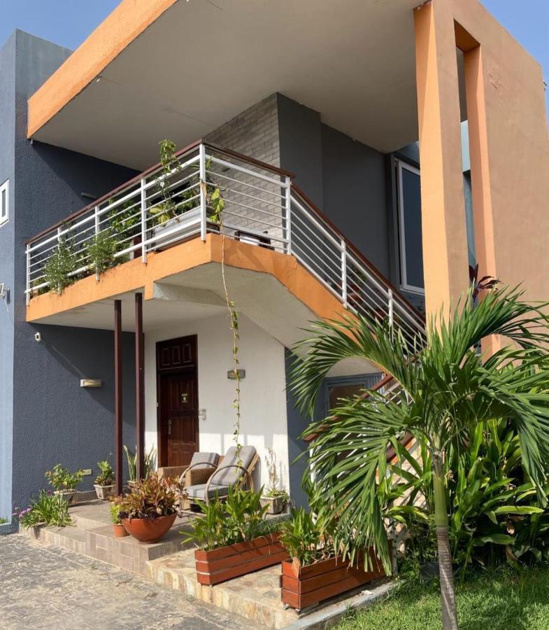 Green Court Serviced Apartments Accra Exterior photo